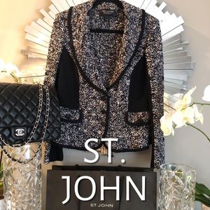 ST. JOHN COUTURE BUTTON UP BLAZER IN NAVY